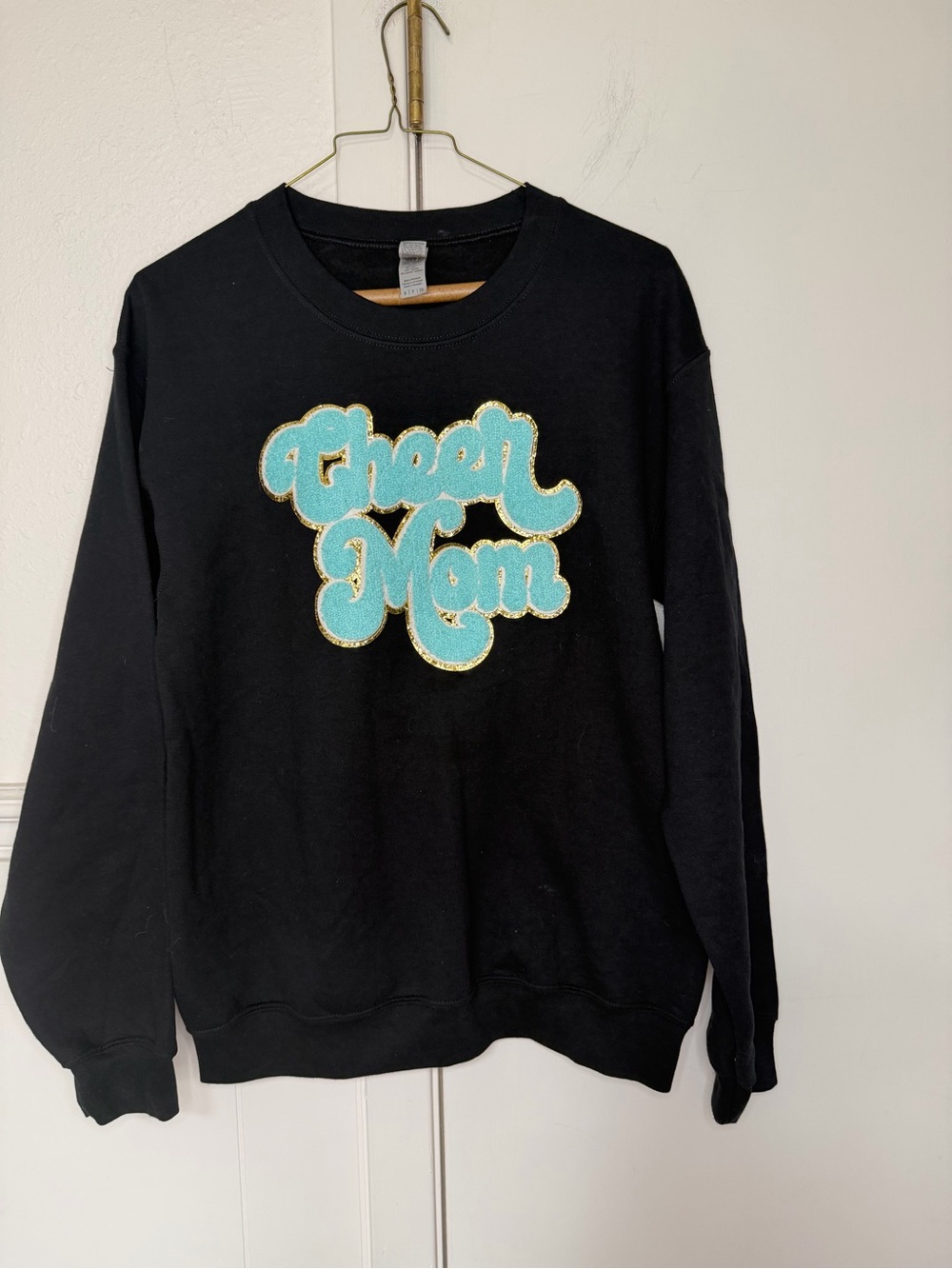 Black 'Cheer mom' Sweatshirt size S